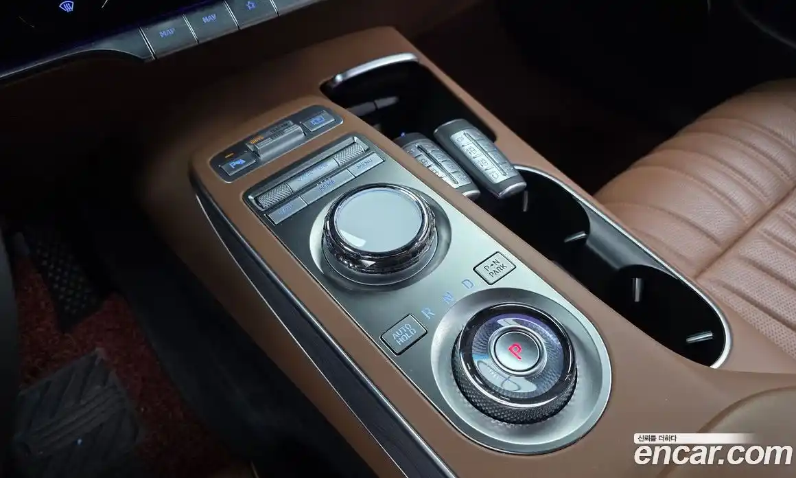 Genesis GV70 2023 2.5 Автомат в Москве № 27552, фото 8