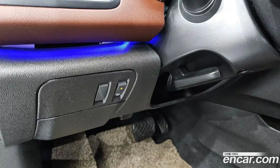 Renault SM6 2019 1.6 Автомат в Москве № 276111, фото 11