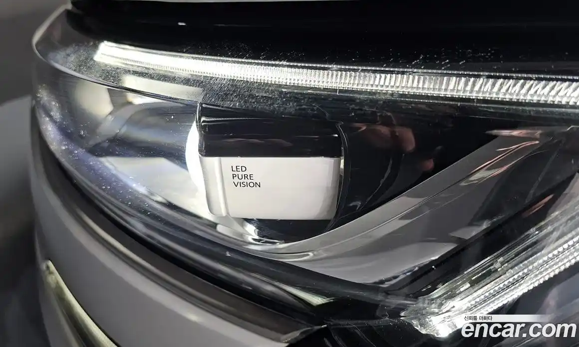 Renault SM6 2019 1.6 Автомат в Москве № 276111, фото 13