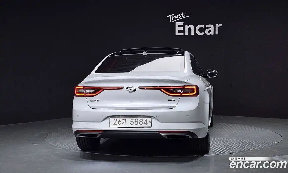 Renault SM6 2019 1.6 Автомат в Москве № 276111, фото 18