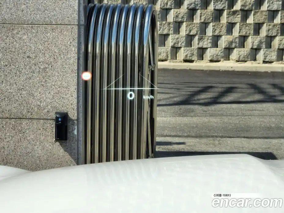 Genesis GV70 2025 2.5 Автомат в Москве № 27729, фото 17