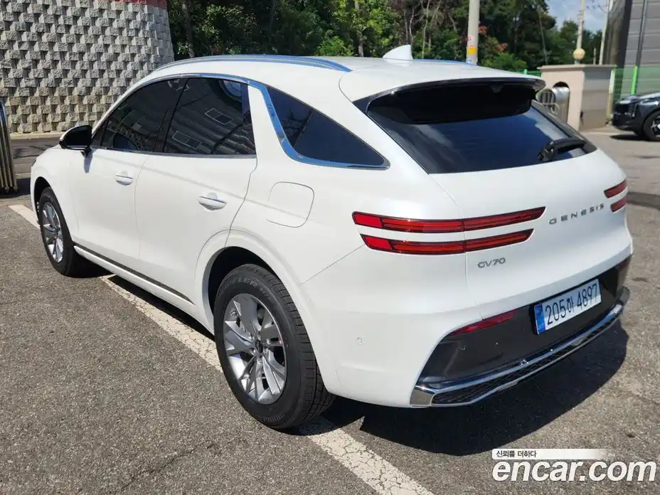 Genesis GV70 2025 2.5 Автомат в Москве № 27729, фото 3
