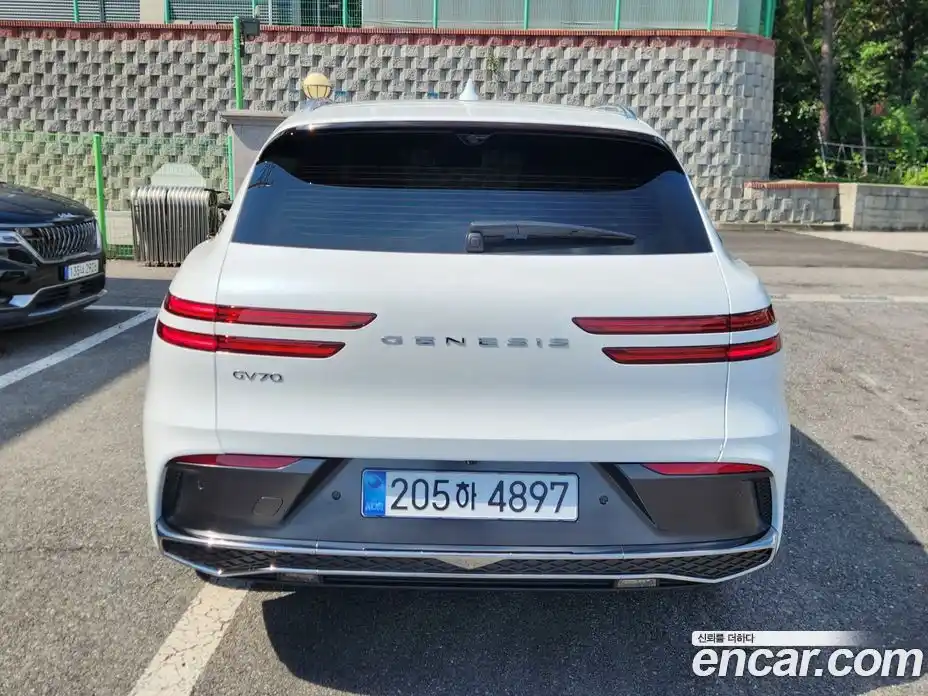 Genesis GV70 2025 2.5 Автомат в Москве № 27729, фото 4