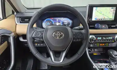 Toyota RAV4 2025 2.5 Автомат в Москве № 279212, миниатюра 2