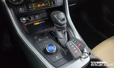 Toyota RAV4 2025 2.5 Автомат в Москве № 279212, миниатюра 6