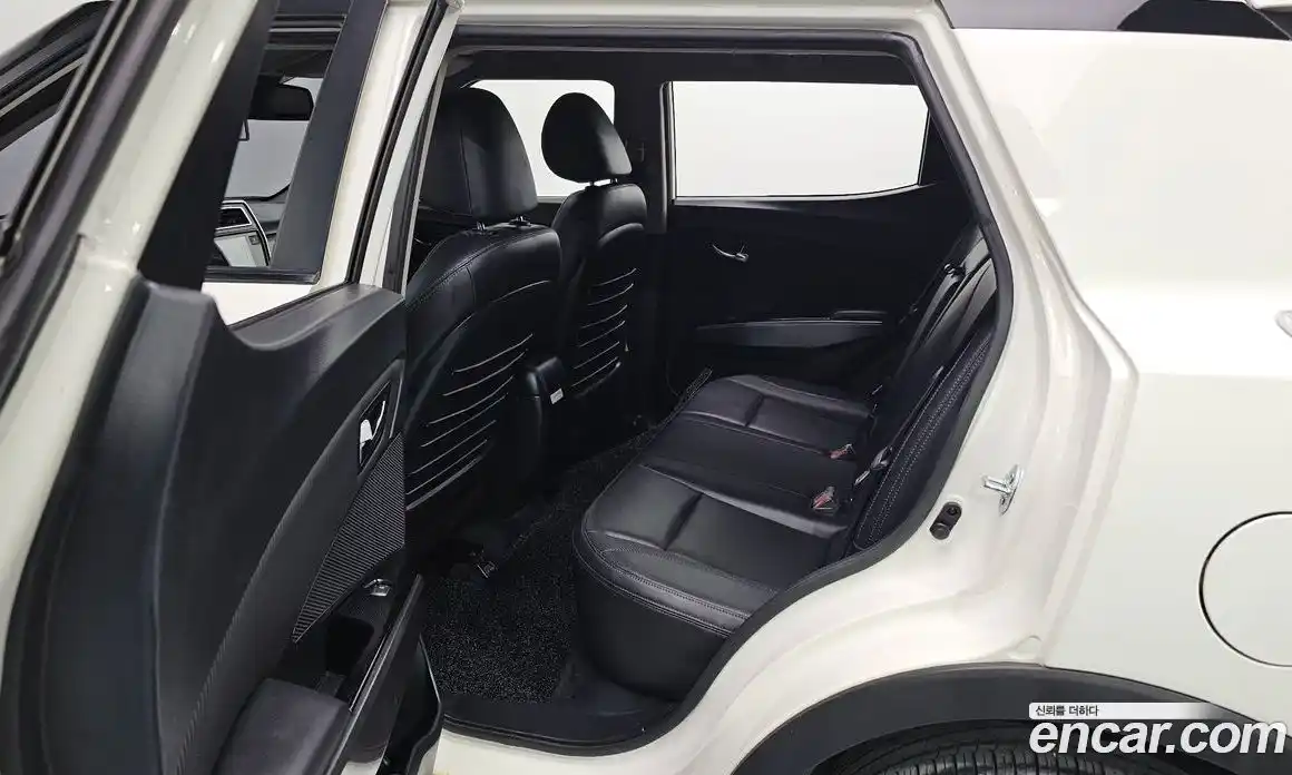 SsangYong TIBOLI 2020 1.5 Автомат в Москве № 28137, фото 11