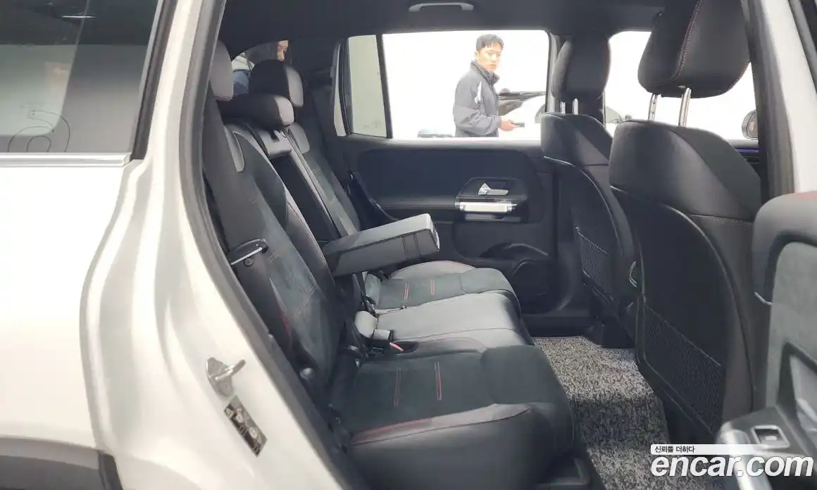 Mercedes-Benz GLB-Class 2021 2.0 Автомат в Москве № 288496, фото 12