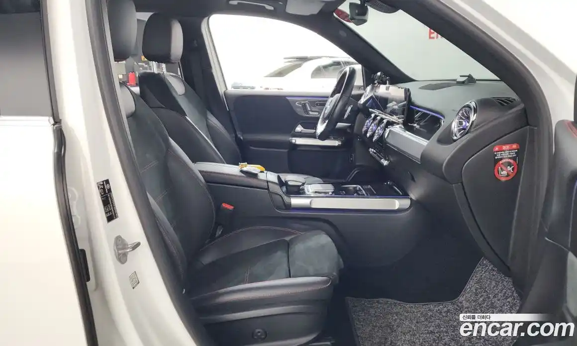 Mercedes-Benz GLB-Class 2021 2.0 Автомат в Москве № 288496, фото 20