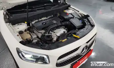 Mercedes-Benz GLB-Class 2021 2.0 Автомат в Москве № 288496, миниатюра 2