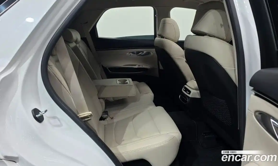 Genesis GV70 2021 2.5 Автомат в Москве № 298525, фото 20