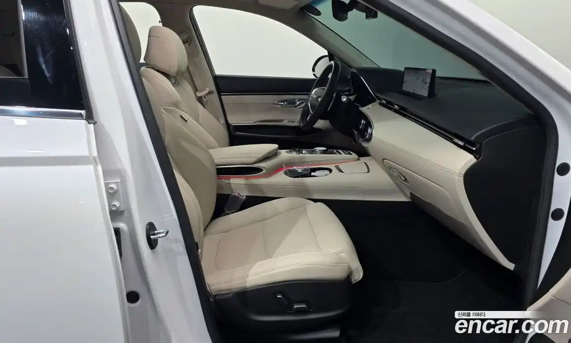 Genesis GV70 2021 2.5 Автомат в Москве № 298525, фото 8