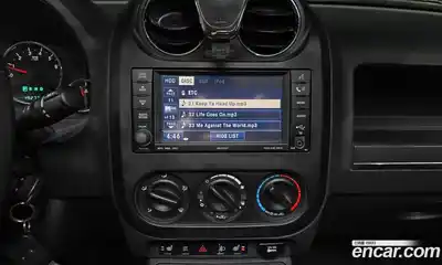 Jeep Compass 2009 2.4 Автомат в Москве № 302452, миниатюра 10