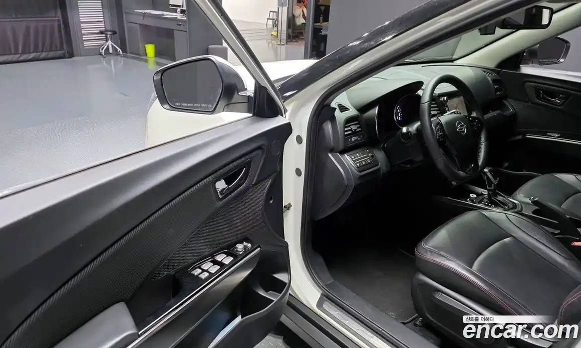 SsangYong TIBOLI 2019 1.6 Автомат в Москве № 30277, фото 12