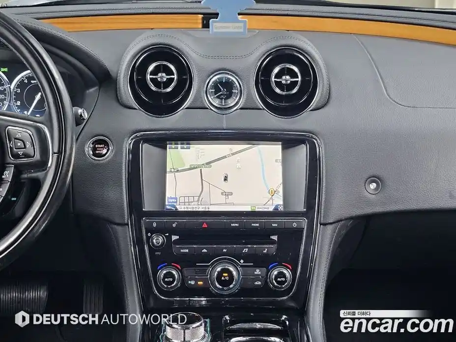 Jaguar XJ 2013 2.0 Автомат в Москве № 305201, фото 14