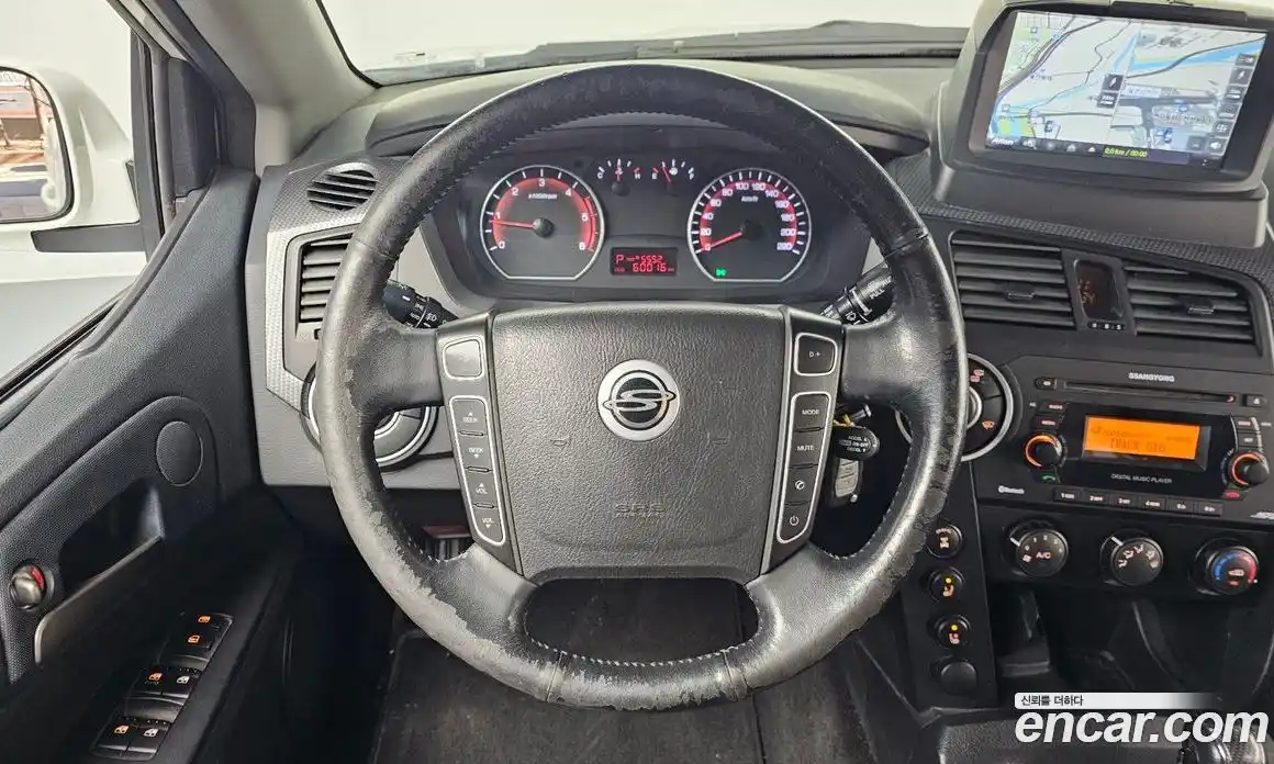 SsangYong Korando 2015 2.0 Автомат в Москве № 30636, фото 13