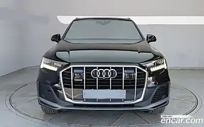 Audi Q7 2021 3.0 Автомат в Москве № 312349, миниатюра 3