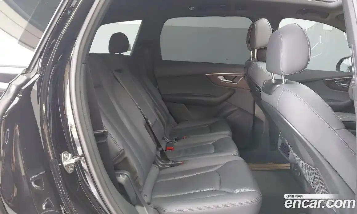 Audi Q7 2021 3.0 Автомат в Москве № 312349, фото 6