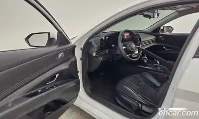 Hyundai Avante 2023 1.6 Автомат в Москве № 319359, миниатюра 2