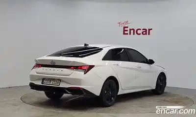 Hyundai Avante 2023 1.6 Автомат в Москве № 319359, миниатюра 9