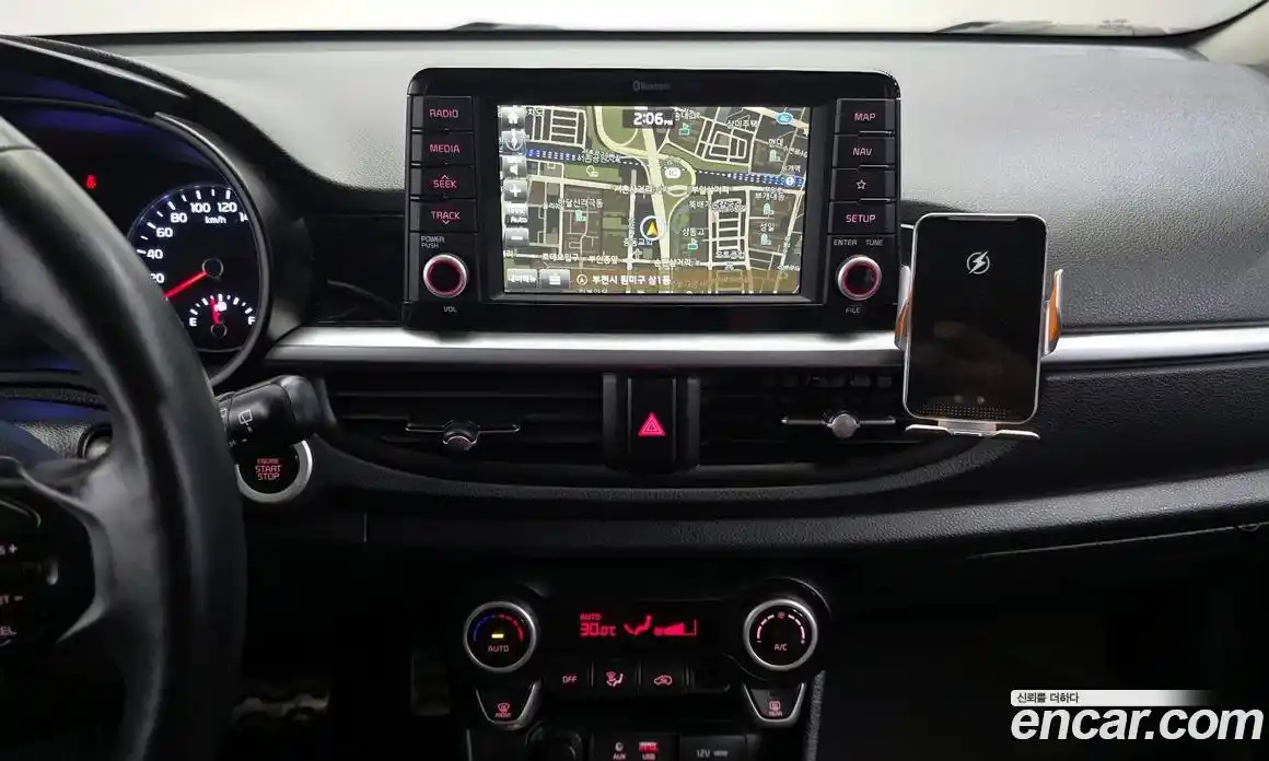 Kia Morning 2017 1.0 Автомат в Москве № 322142, фото 14