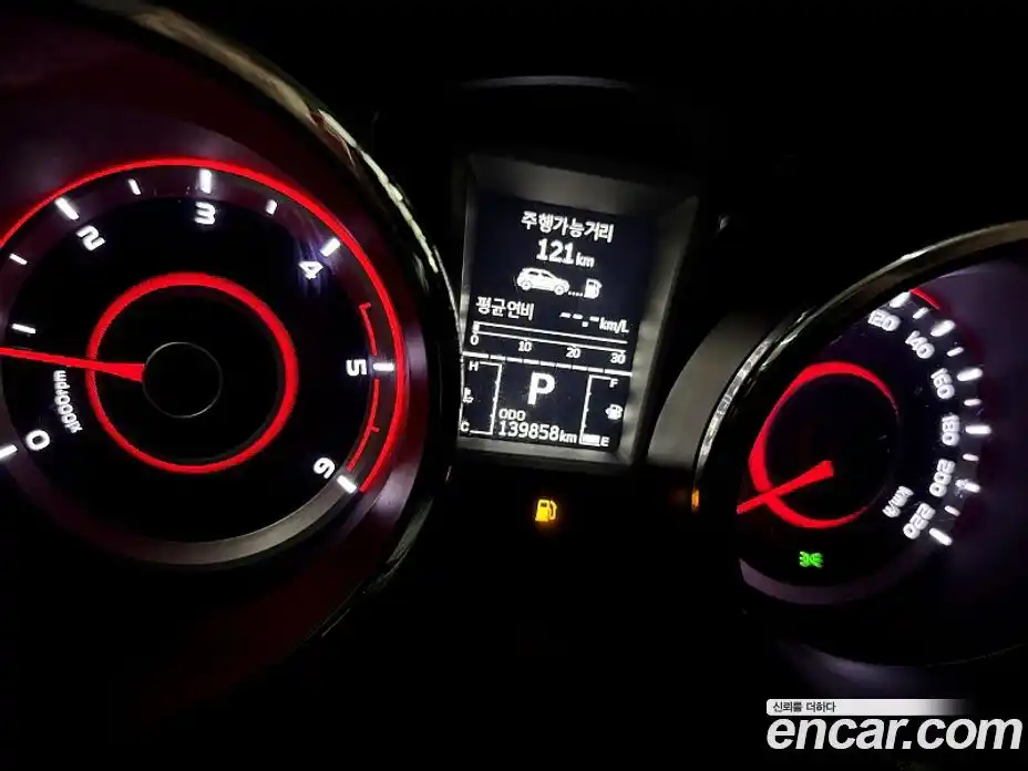 SsangYong TIBOLI 2016 1.6 Автомат в Москве № 33054, фото 8