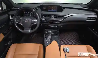 Lexus UX 2019 2.0 Автомат в Москве № 334306, миниатюра 3