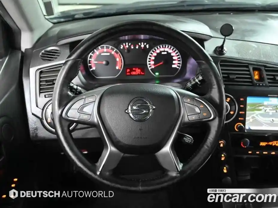 SsangYong Korando 2016 2.0 Автомат в Москве № 33572, фото 13