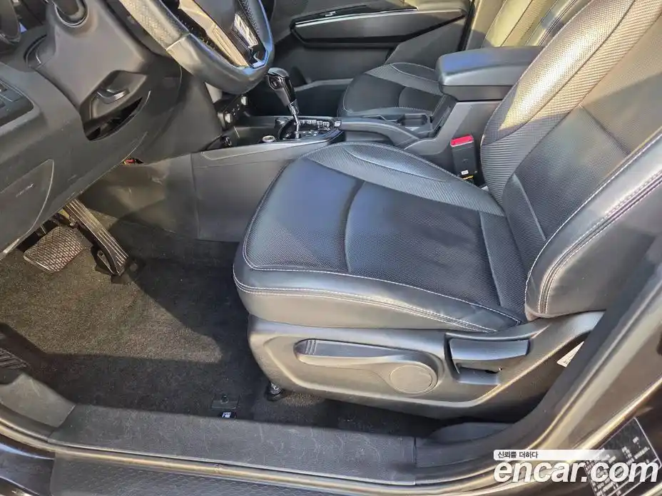 SsangYong TIBOLI 2017 1.6 Автомат в Москве № 341736, фото 10