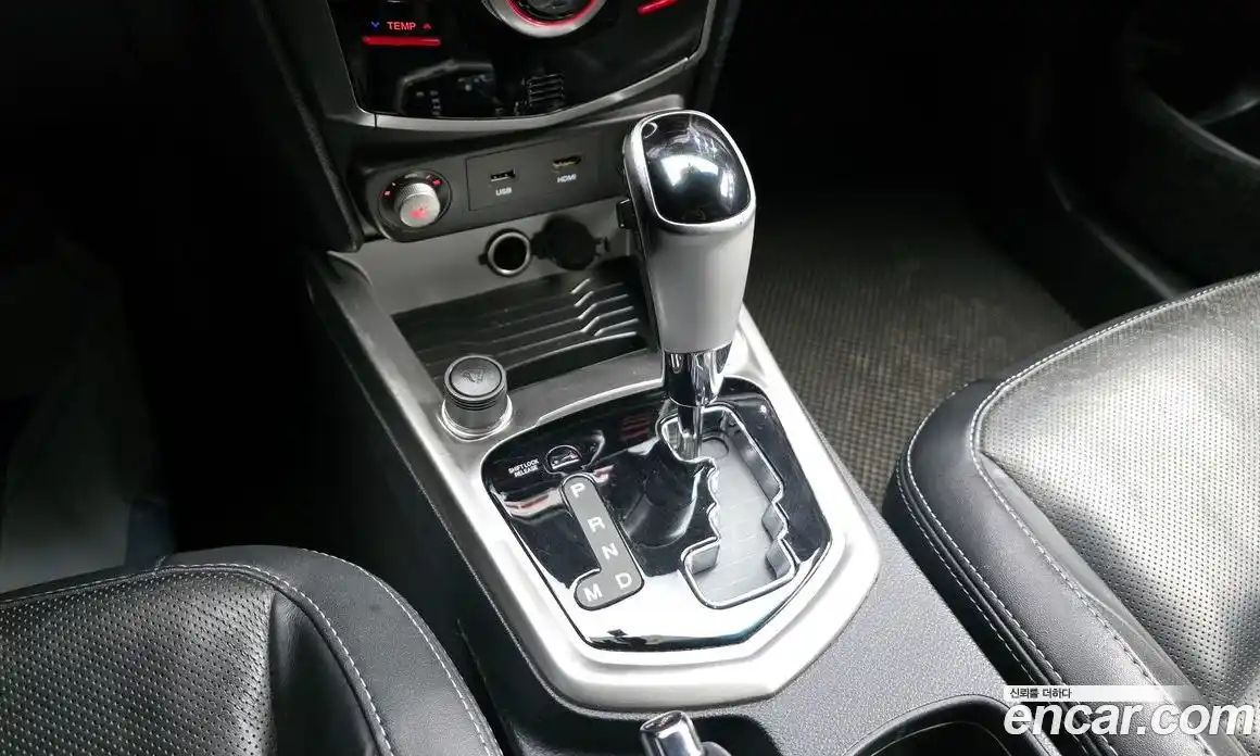 SsangYong TIBOLI 2016 1.6 Автомат в Москве № 341834, фото 4