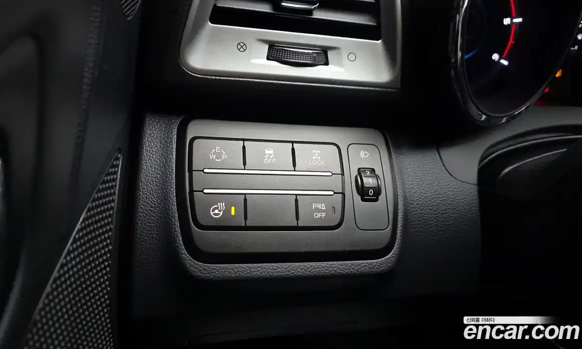 SsangYong TIBOLI 2016 1.6 Автомат в Москве № 341834, фото 9