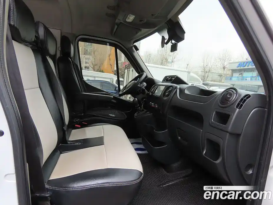 Renault Master 2020 2.3 Механическая в Москве № 359835, фото 8