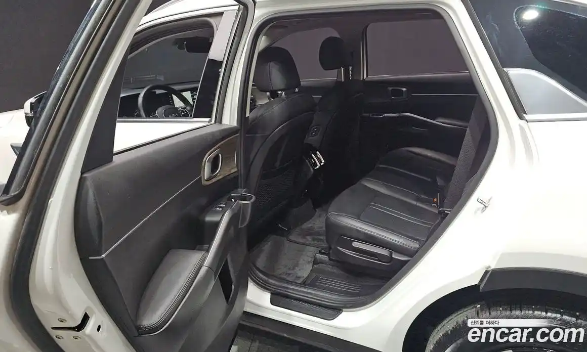 Kia Sorento 2022 2.2 Автомат в Москве № 360266, фото 12