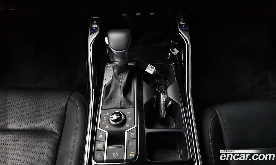 Kia Sorento 2022 2.2 Автомат в Москве № 360266, фото 9