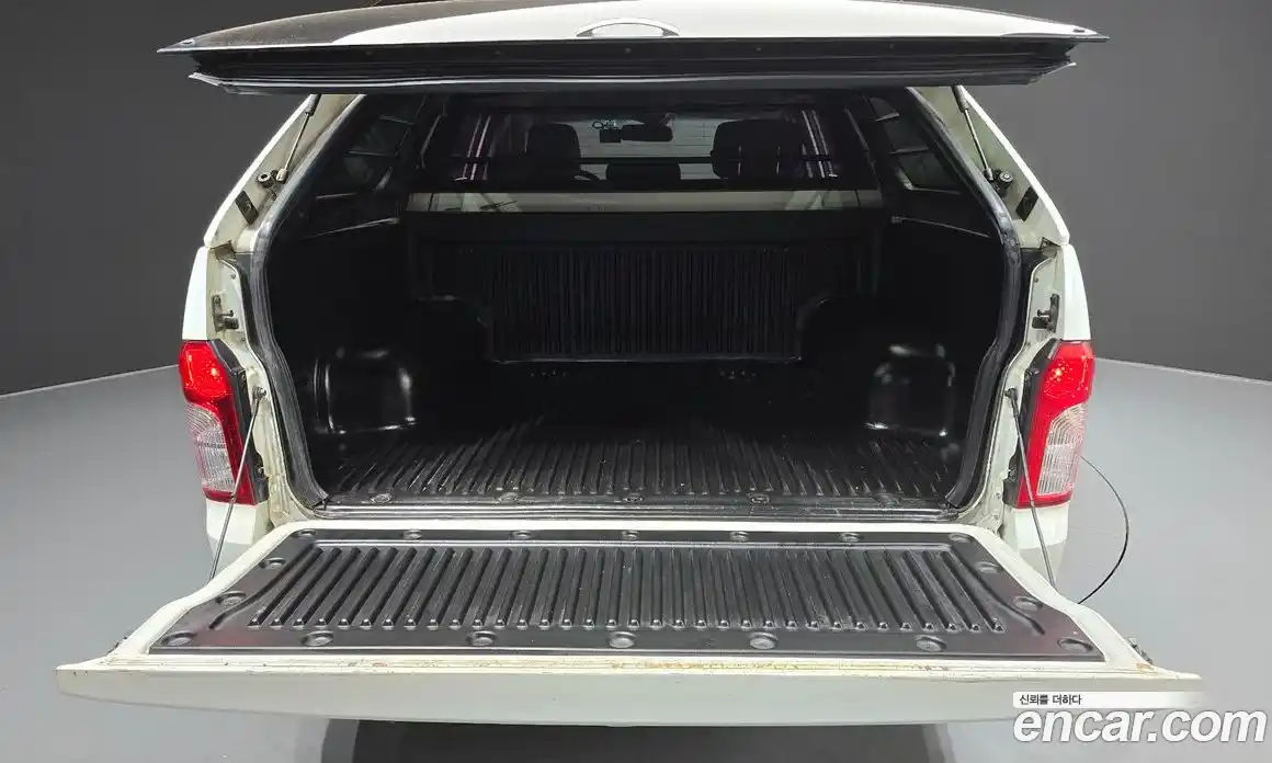 SsangYong Korando 2015 2.0 Автомат в Москве № 36118, фото 20