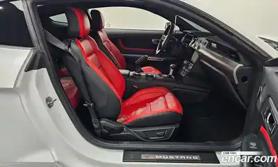 Ford Mustang 2022 2.3 Автомат в Москве № 361982, миниатюра 11