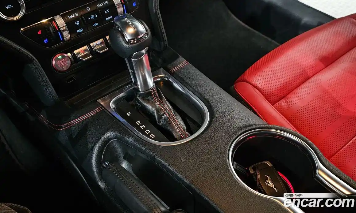 Ford Mustang 2022 2.3 Автомат в Москве № 361982, фото 9