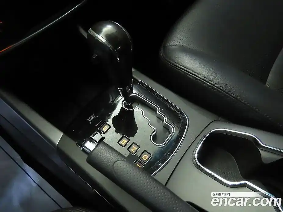 SsangYong Korando 2015 2.0 Автомат в Москве № 36203, фото 12