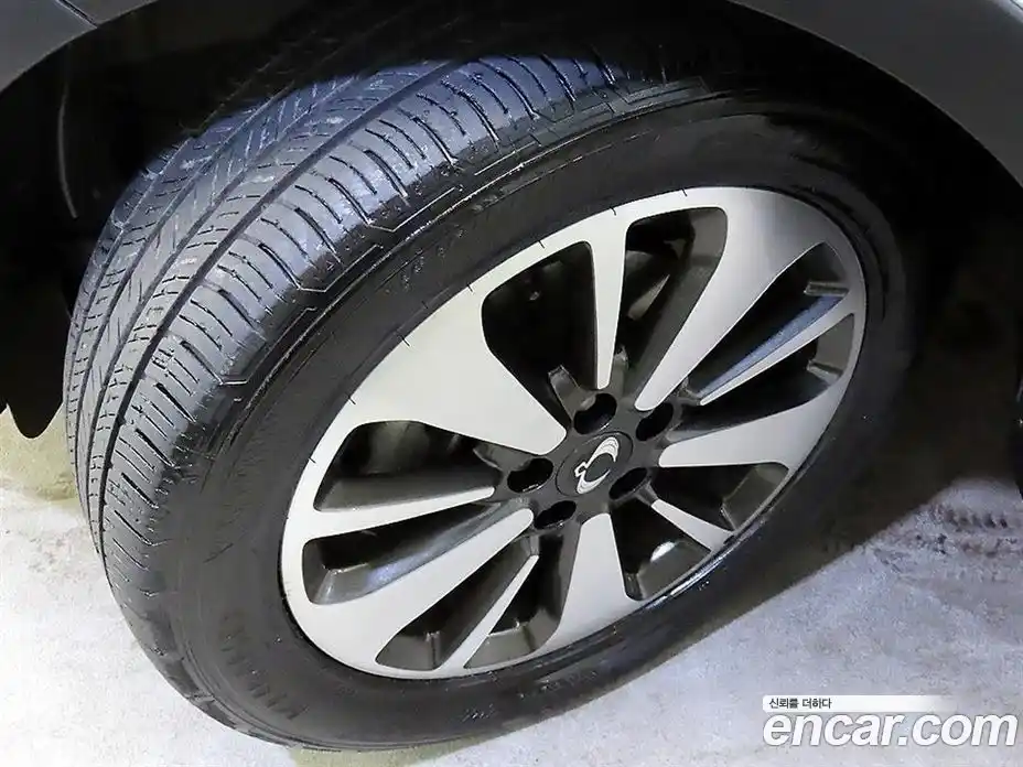 SsangYong Korando 2015 2.0 Автомат в Москве № 36203, фото 20