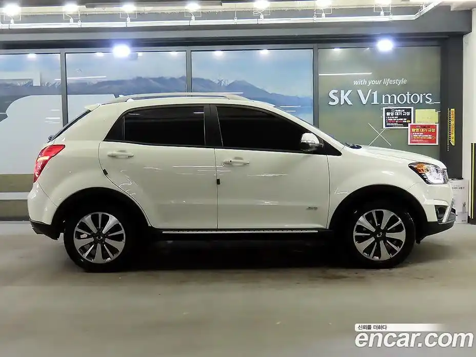 SsangYong Korando 2015 2.0 Автомат в Москве № 36203, фото 3