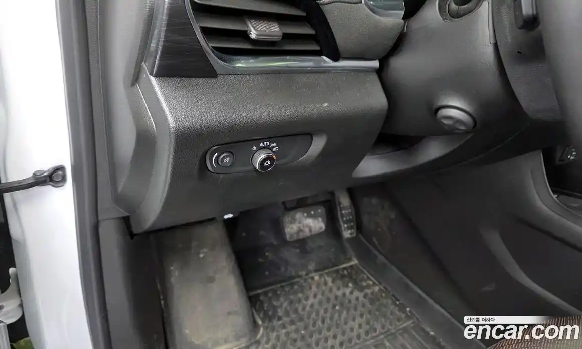 Chevrolet Traverse 2022 3.6 Автомат в Москве № 36999, фото 15