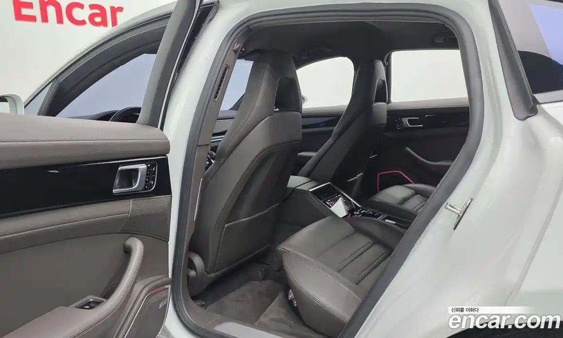 Porsche Panamera 2018 3.0 Автомат в Москве № 374173, фото 17