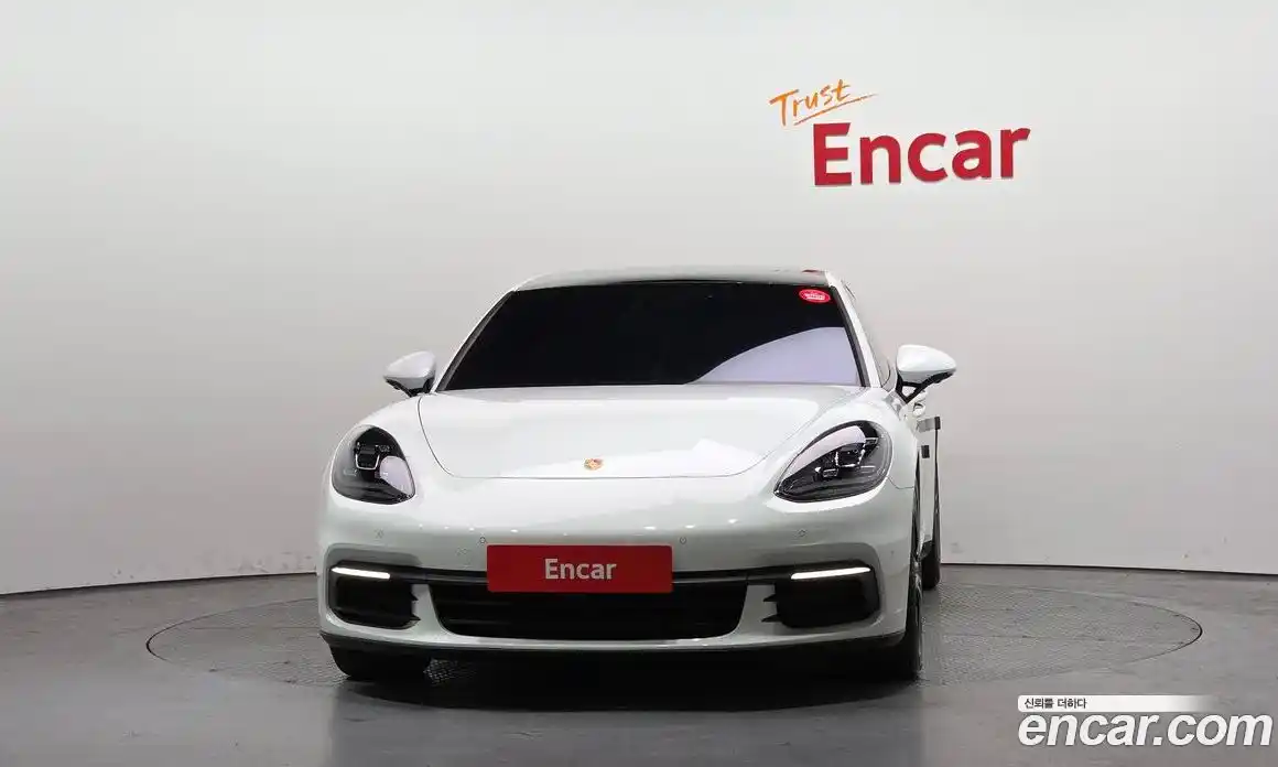 Porsche Panamera 2018 3.0 Автомат в Москве № 374173, фото 3