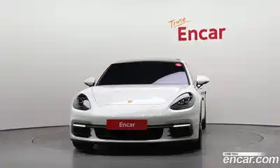 Porsche Panamera 2018 3.0 Автомат в Москве № 374173, миниатюра 3