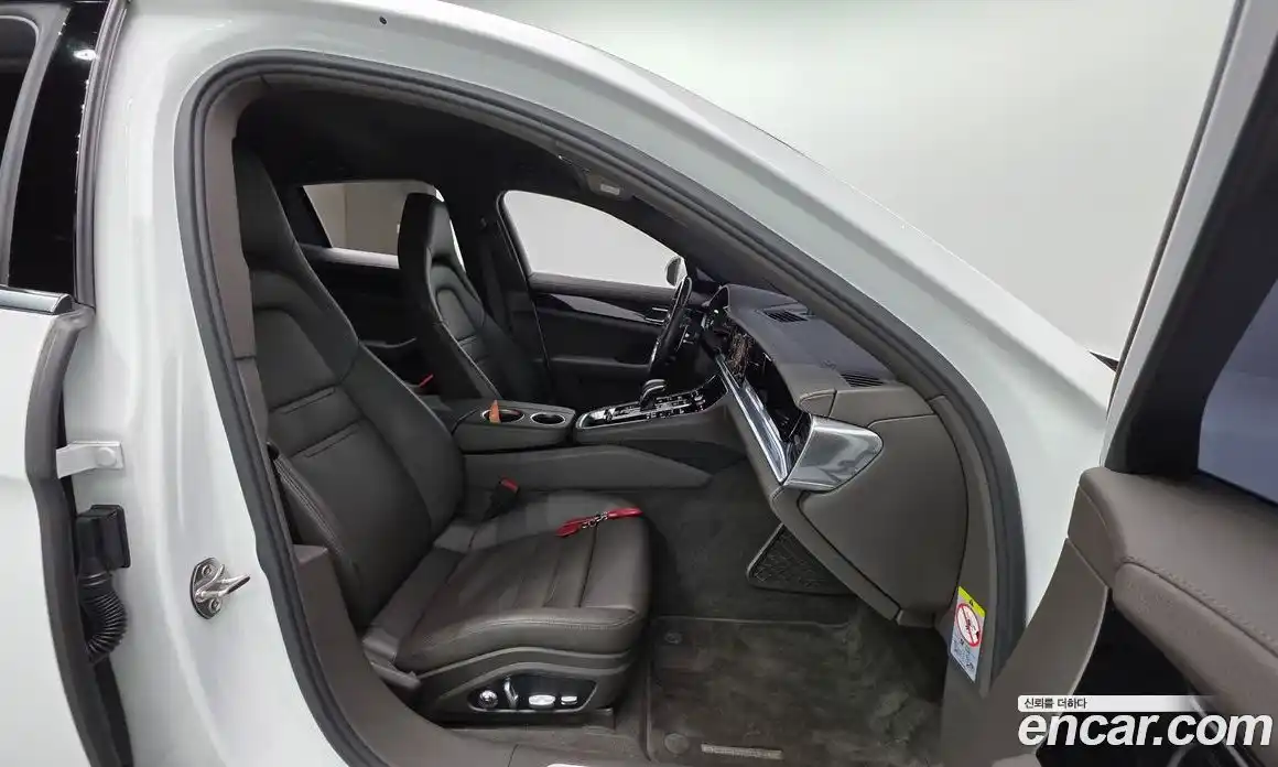 Porsche Panamera 2018 3.0 Автомат в Москве № 374173, фото 10