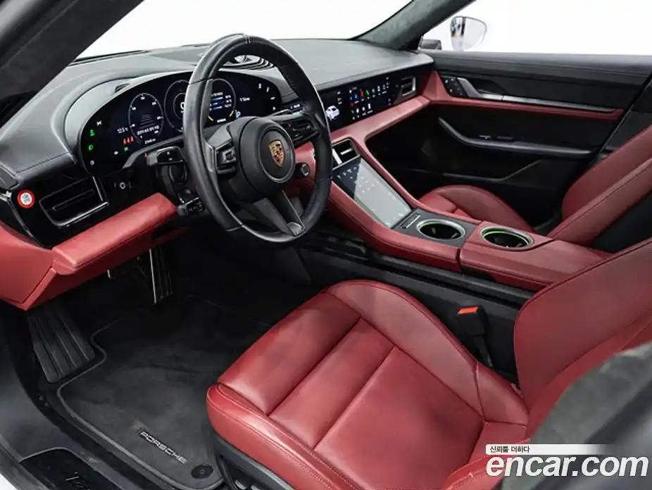 Porsche Taycan 2024 0.1 Автомат в Москве № 374537, фото 19