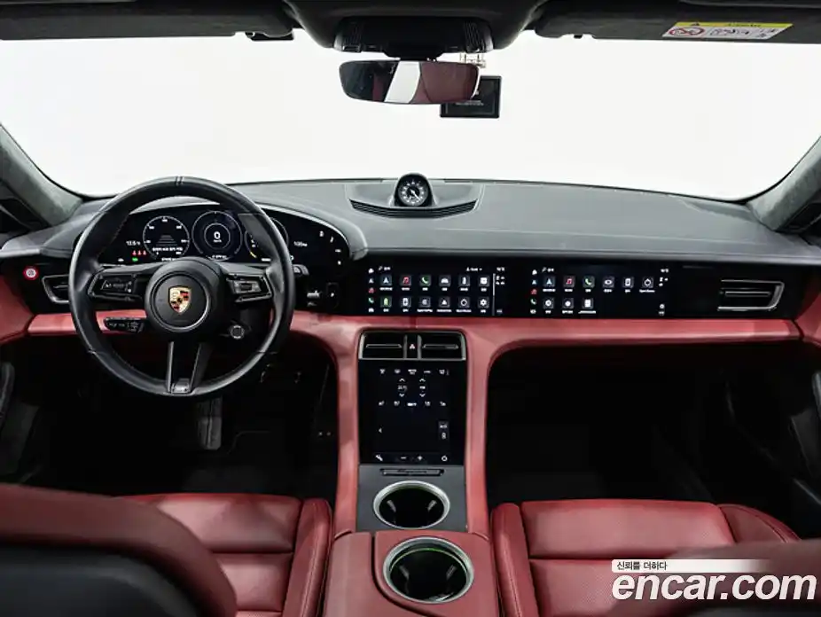 Porsche Taycan 2024 0.1 Автомат в Москве № 374537, фото 7