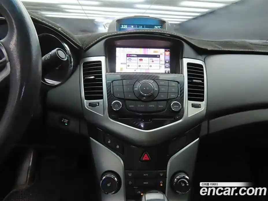 Chevrolet Cruze 2011 1.8 Автомат в Москве № 37967, фото 12