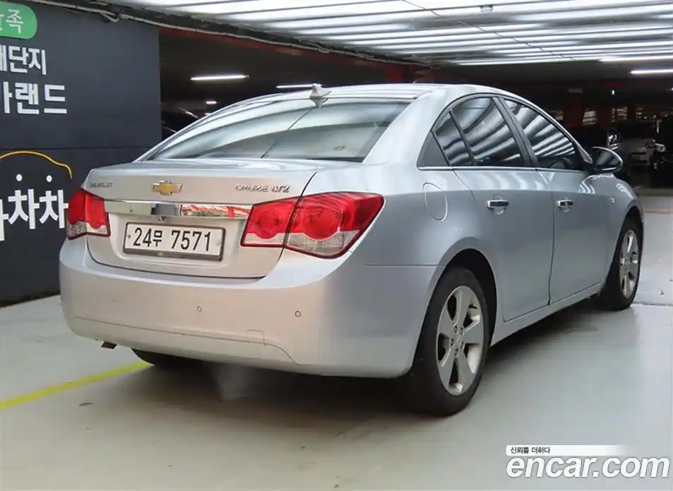 Chevrolet Cruze 2011 1.8 Автомат в Москве № 37967, фото 4