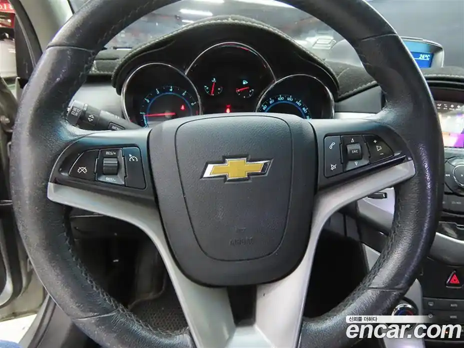 Chevrolet Cruze 2011 1.8 Автомат в Москве № 37967, фото 8