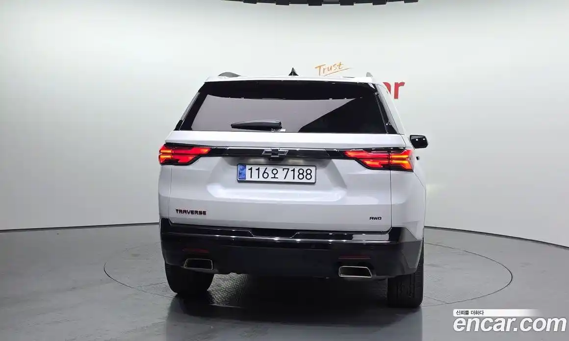 Chevrolet Traverse 2023 3.6 Автомат в Москве № 38047, фото 3